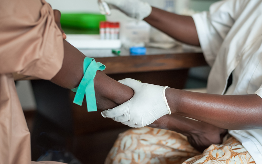 Screening and Evaluating an Ill Person for Viral Hemorrhagic Fevers